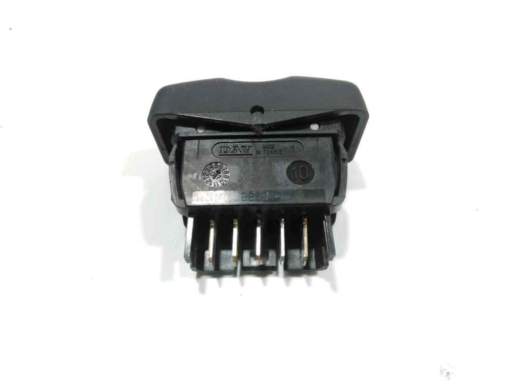 Commande lève-vitre avant gauche