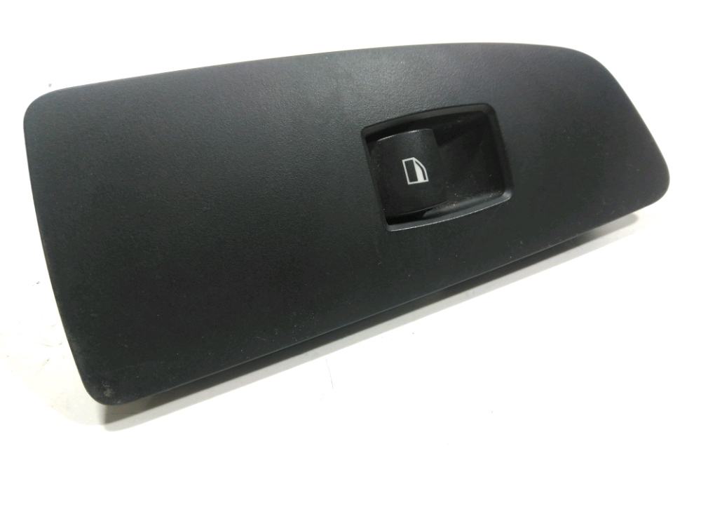 Commande lève-vitre avant droit