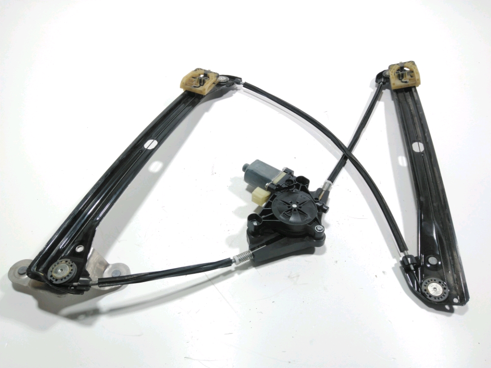 Leve-vitre electrique avant gauche