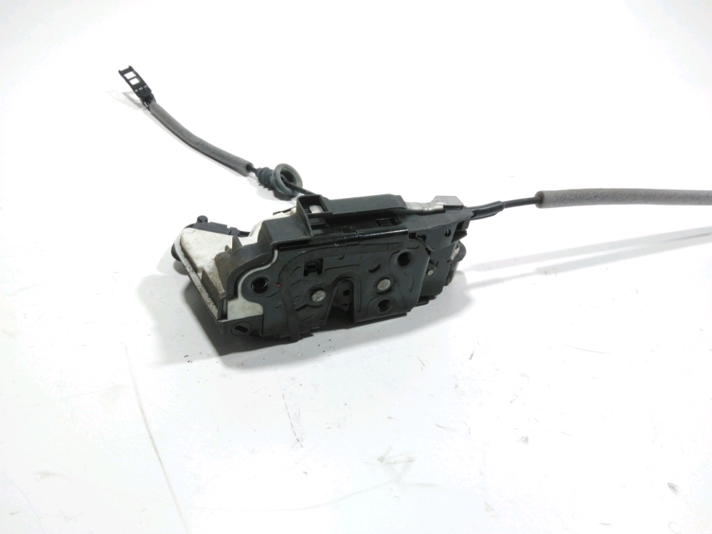 Serrure de porte arrière droite