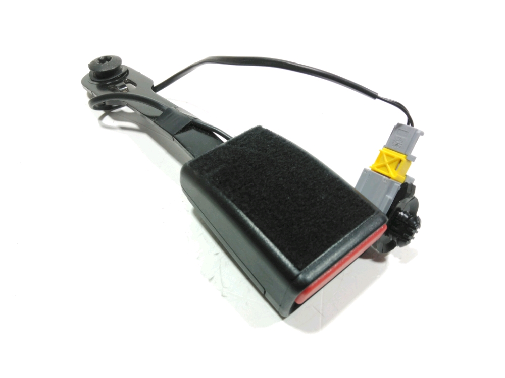 Ancrage ceinture avant droit