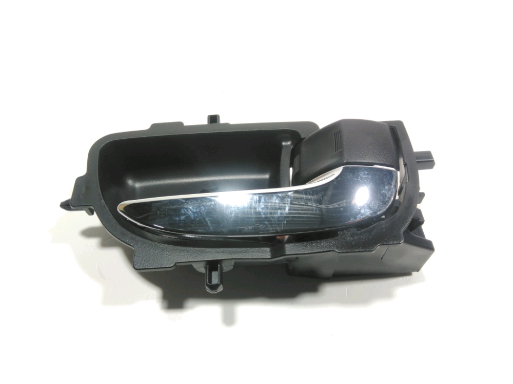 Poignée intérieure porte avant droite