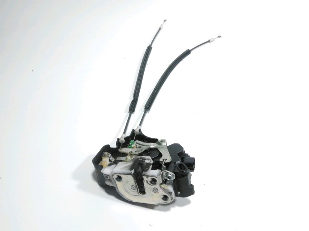 Serrure de porte avant gauche