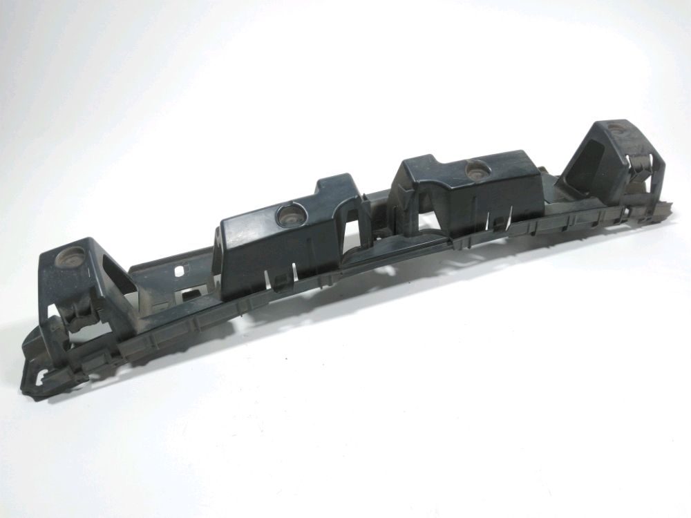 Support central de pare-choc arrière