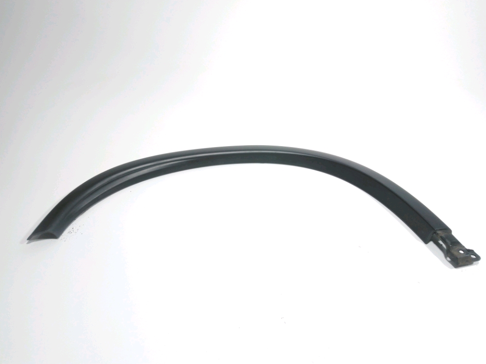 Elargisseur d'aile arrière droit