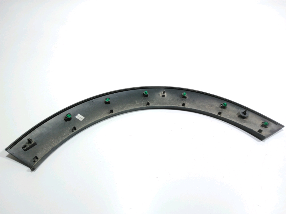 Elargisseur d'aile arrière gauche