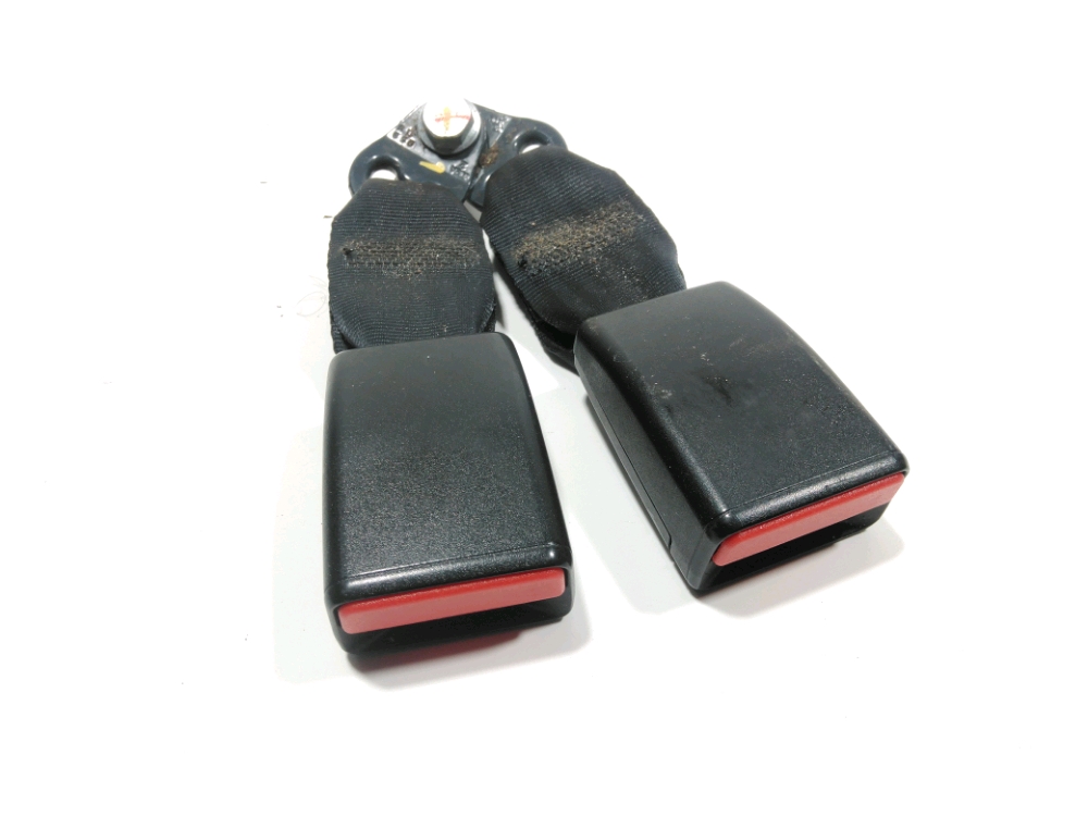 Ancrage ceinture arriere droit