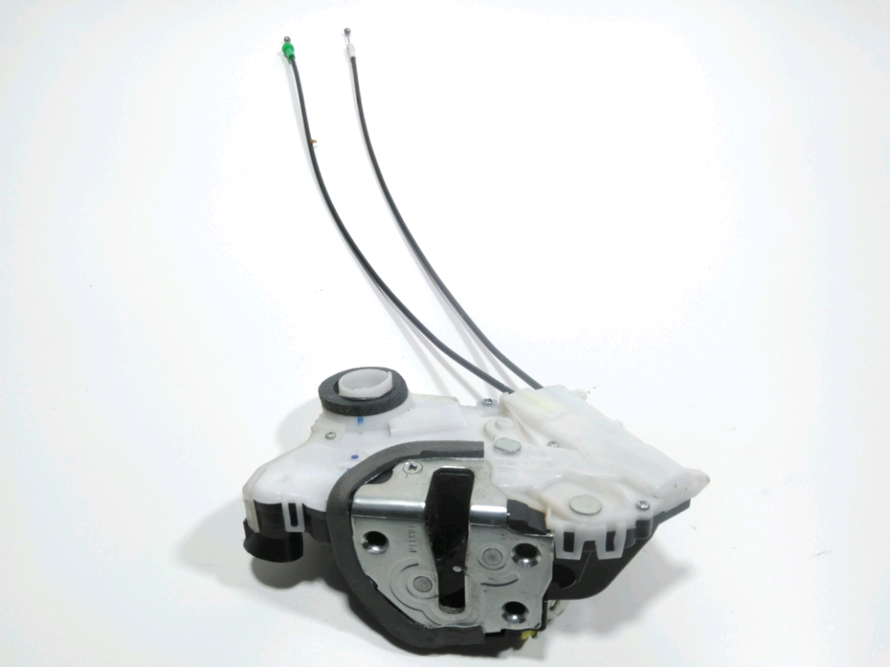 Serrure de porte avant gauche