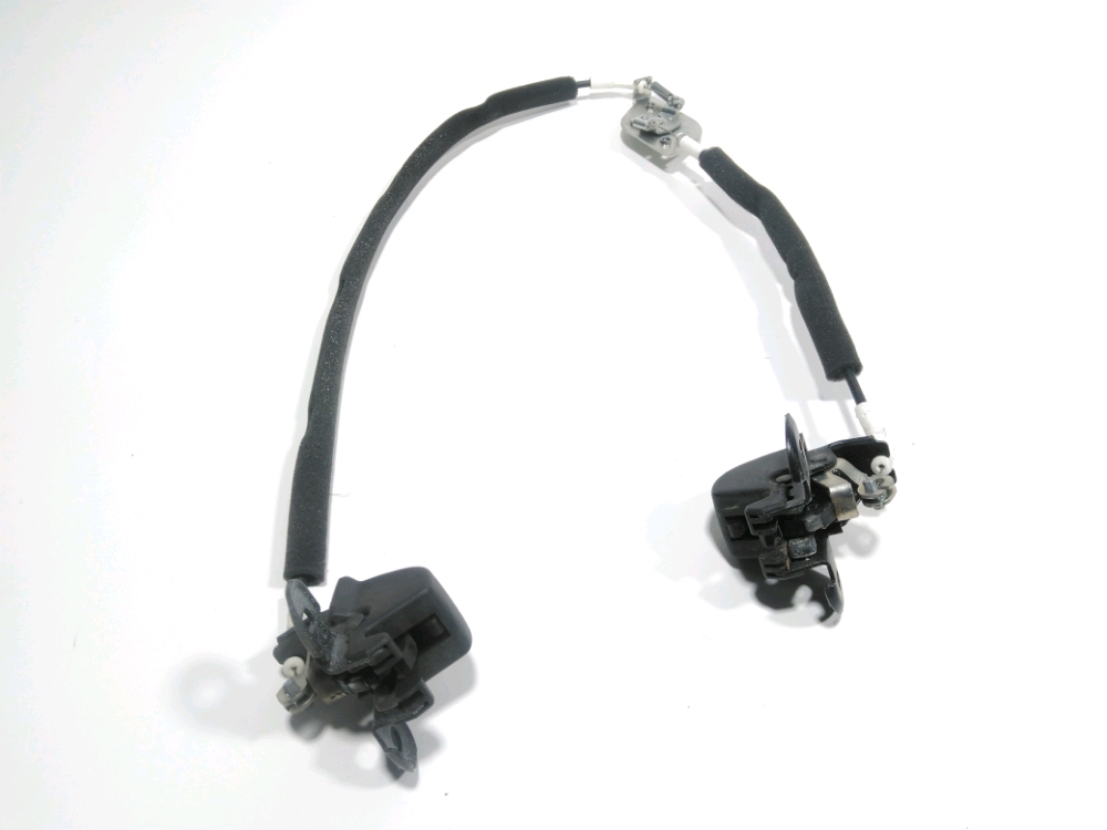 Serrure de porte battante arrière droite