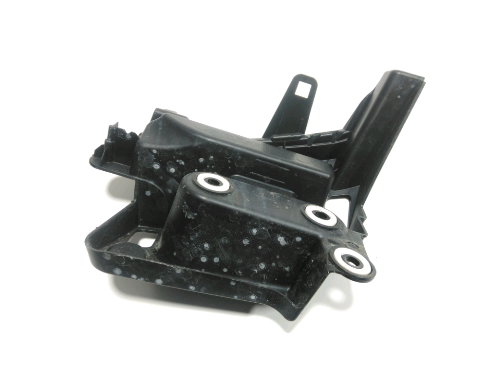 Support gauche de pare-choc arrière