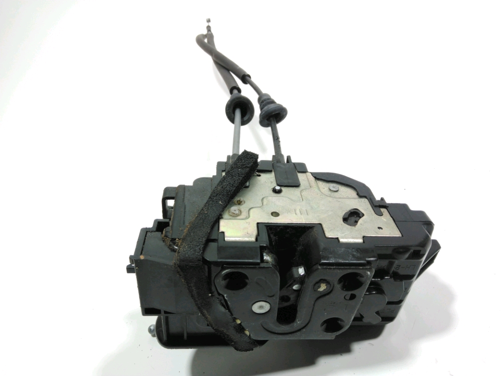 Serrure de porte avant gauche