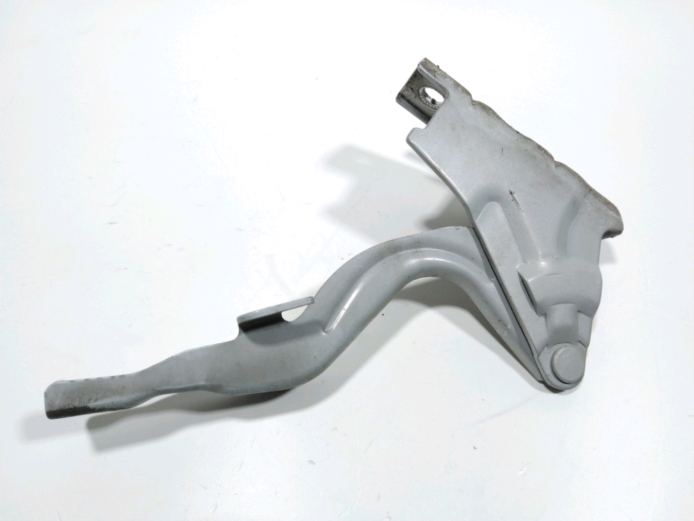 Verin droit de capot