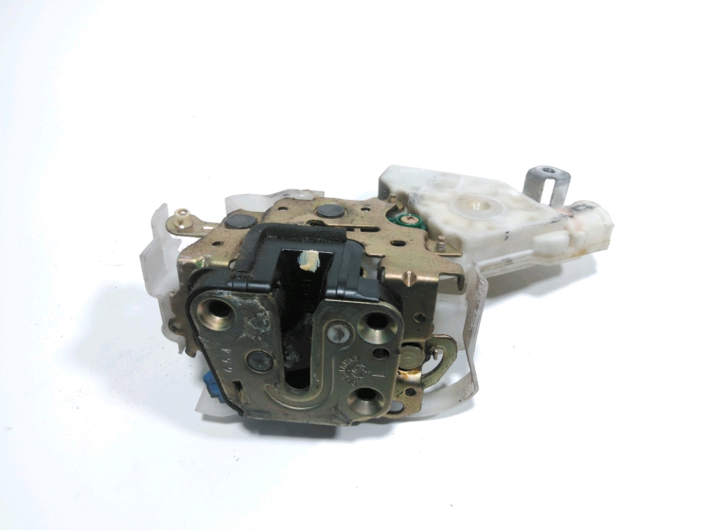 Serrure de porte avant gauche