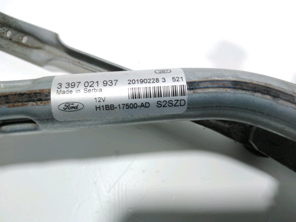 Mécanisme + moteur d'essuie glace avant