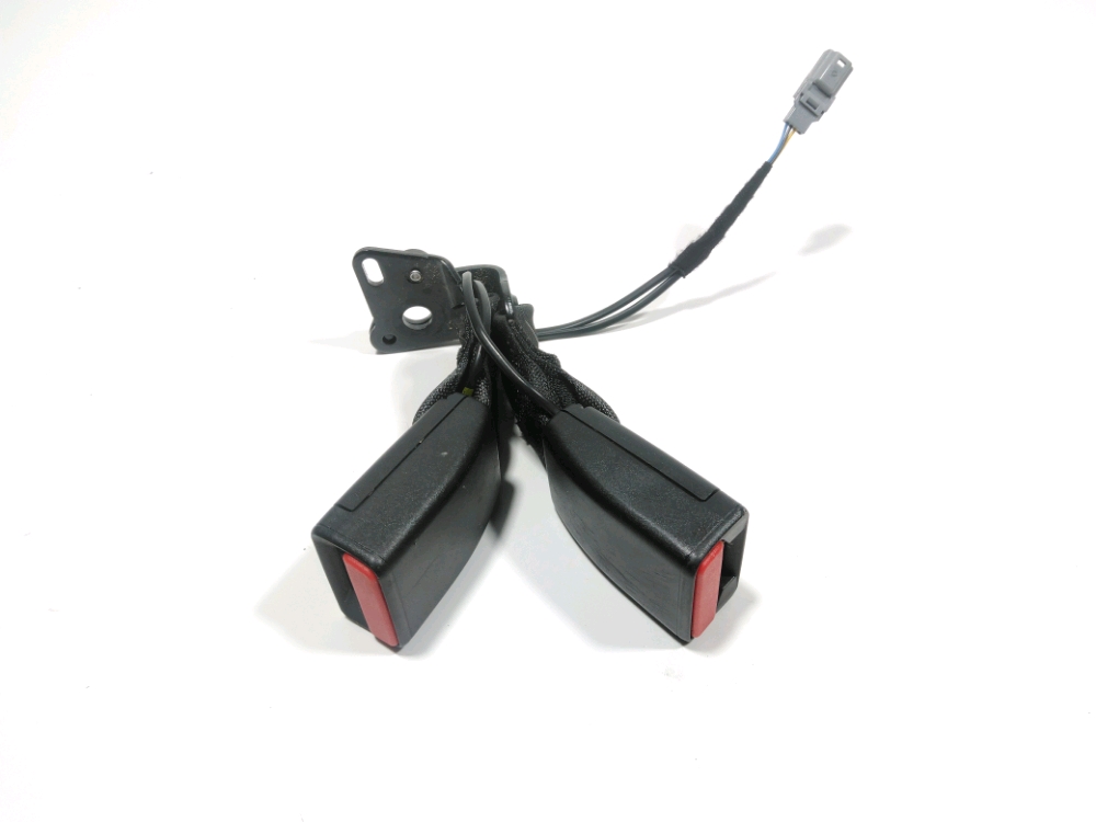 Ancrage ceinture arrière droit