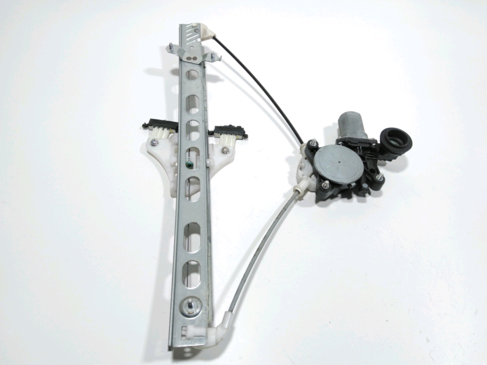 Leve-vitre electrique avant gauche