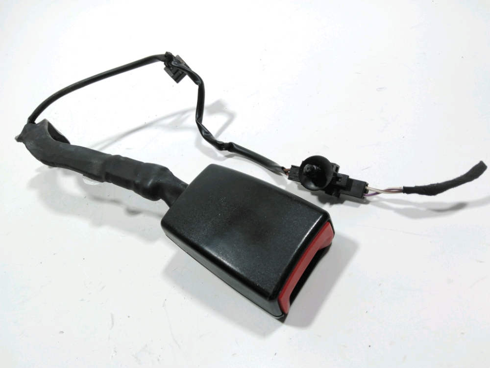 Ancrage ceinture avant droit