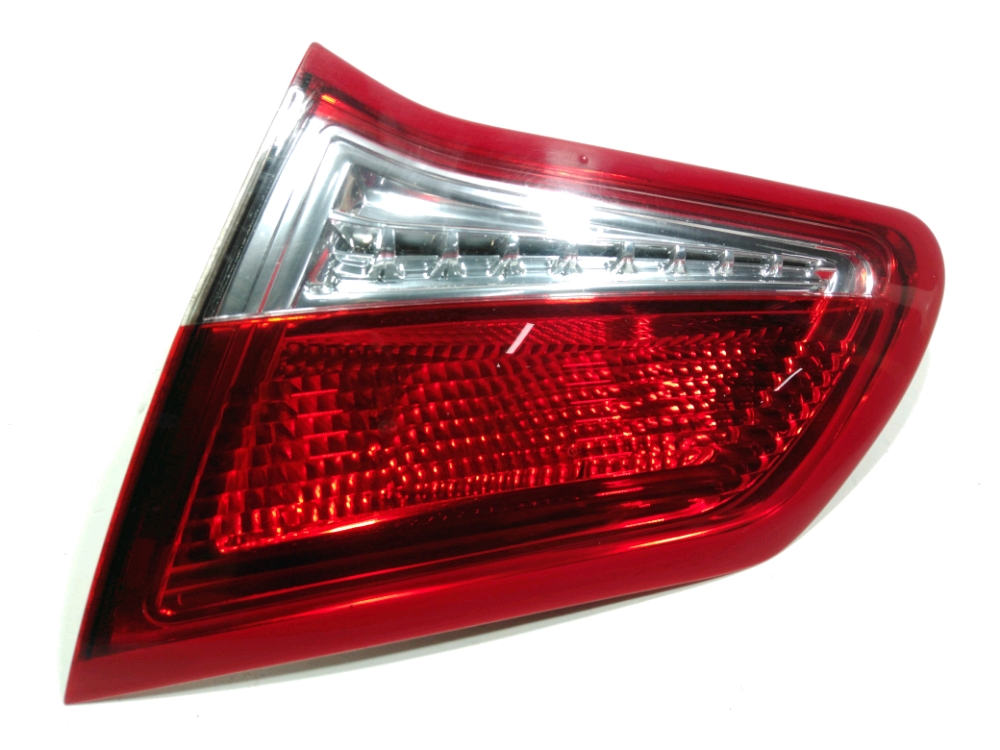 Feu arrière intérieur droit