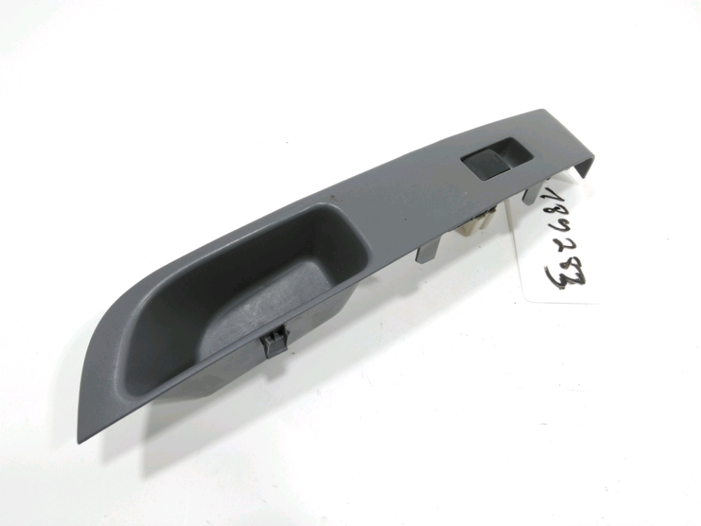 Commande lève-vitre avant droit