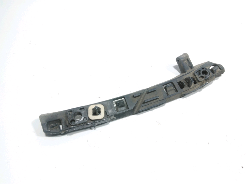 Support droit de pare-choc arrière