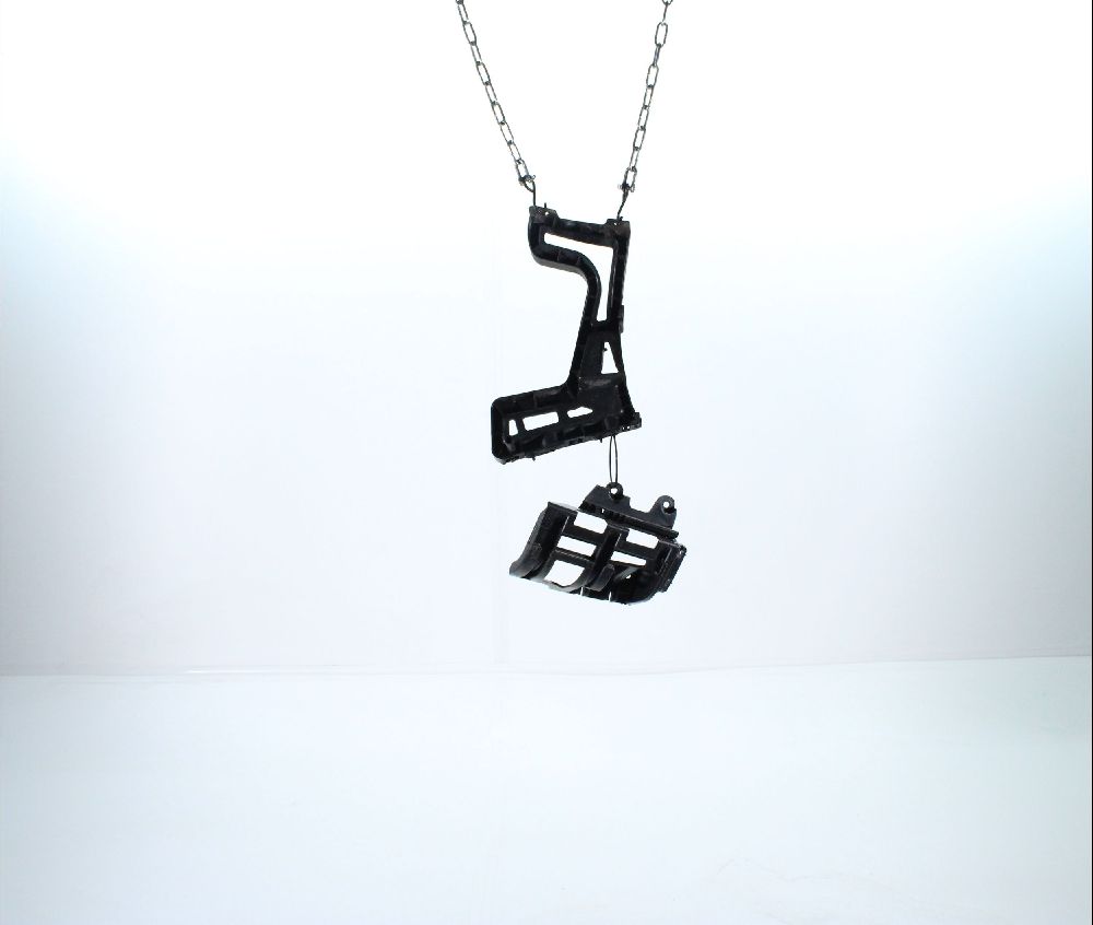 Support droit de pare-choc arrière