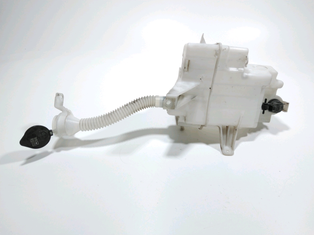 Réservoir de lave glace avant