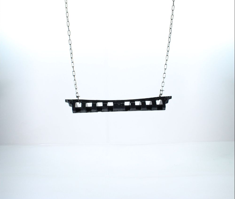 Support central de pare-choc arrière