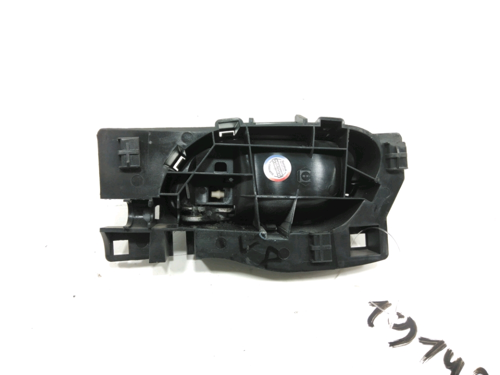 Poignée intérieure porte avant droite