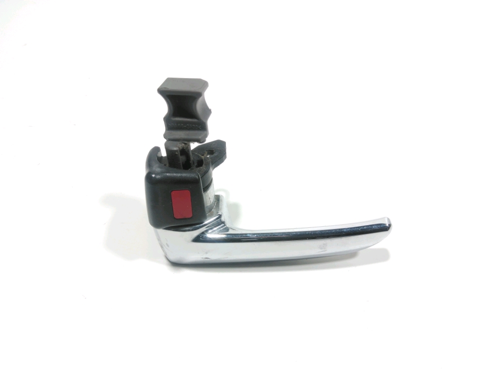 Poignee interieure porte avant gauche