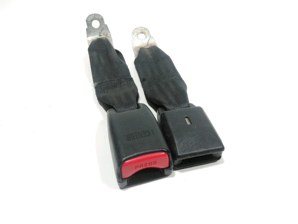 Ancrage ceinture arrière central