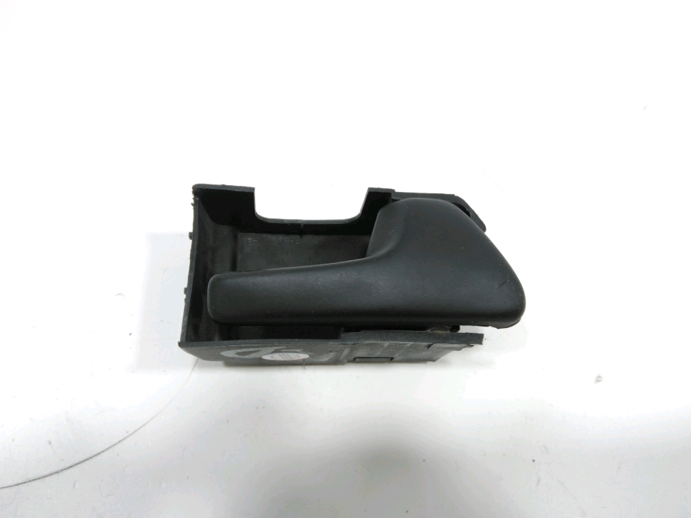 Poignee interieure porte arriere droite