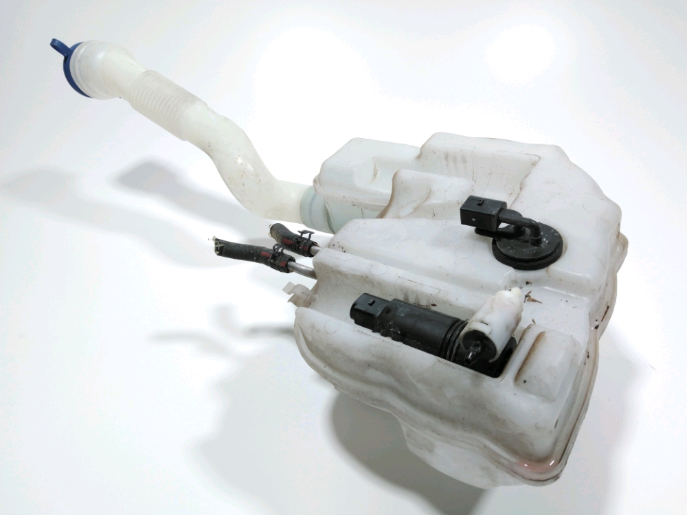 Reservoir de lave glace avant