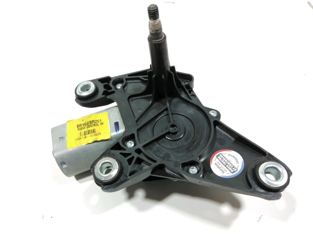 Moteur d'essuie glace arrière