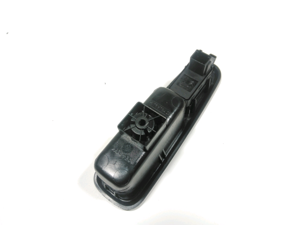 Commande lève-vitre arrière gauche