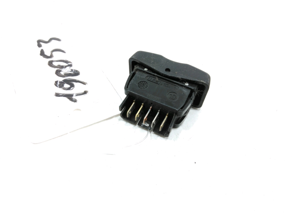 Commande lève-vitre avant droit