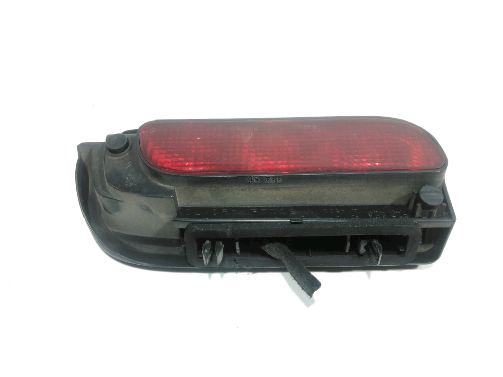 Feu stop supplémentaire