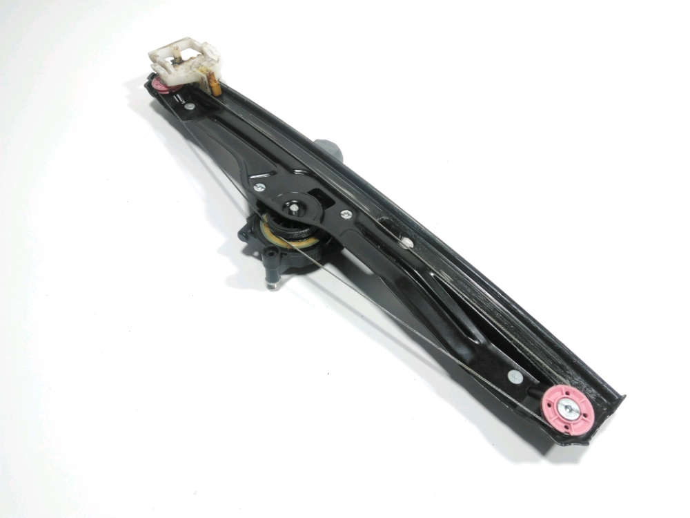 Lève-vitre électrique avant gauche