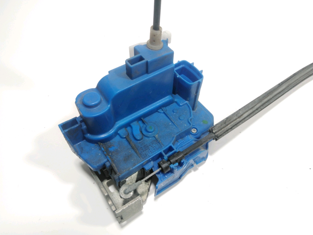 Serrure de porte arrière gauche