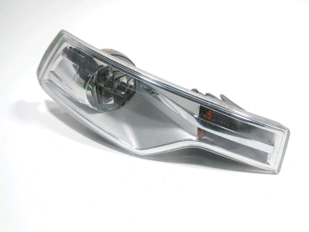 Antibrouillard avant droit