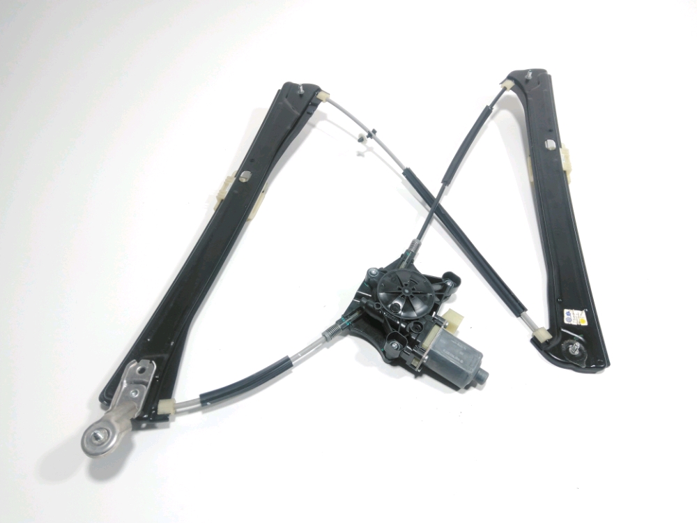 Lève-vitre électrique avant droit