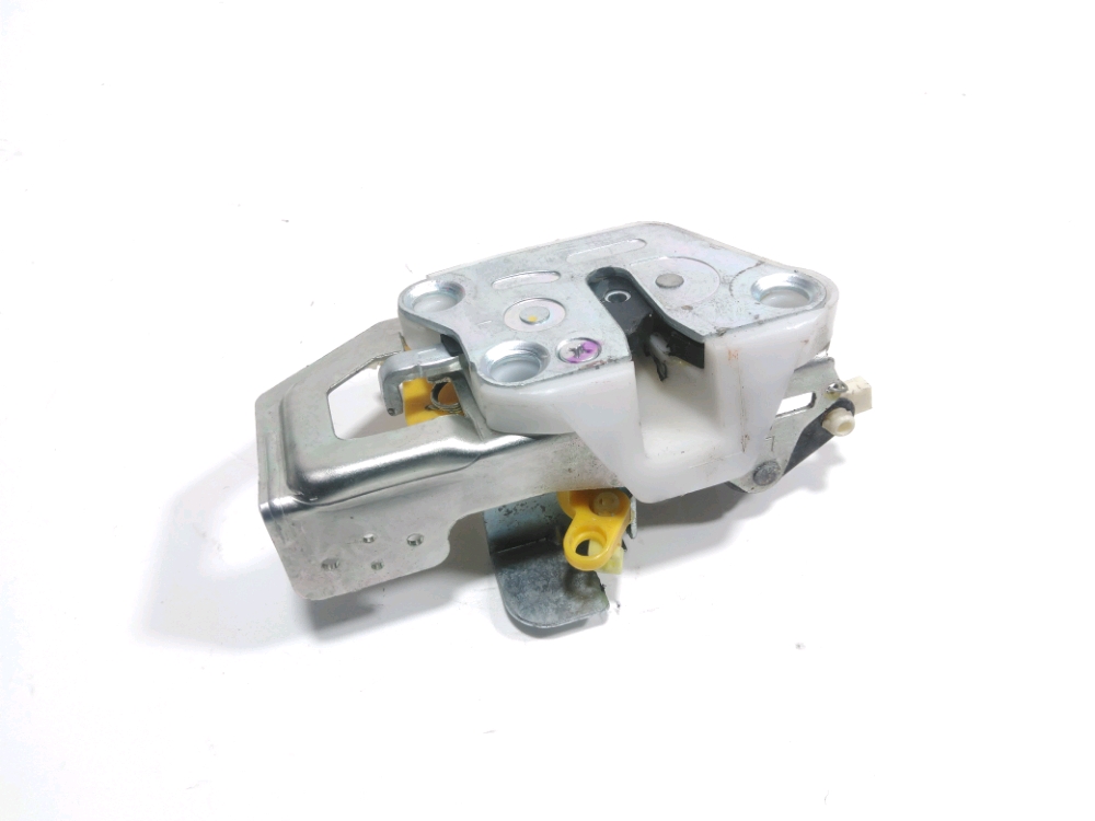 Serrure de porte avant gauche