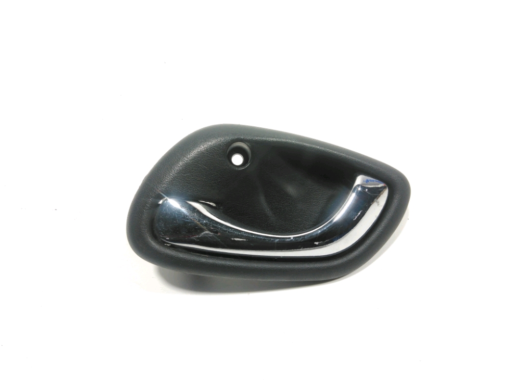 Poignee interieure porte avant gauche