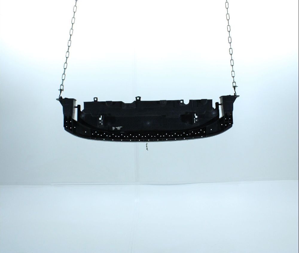 Traverse inférieure armature avant