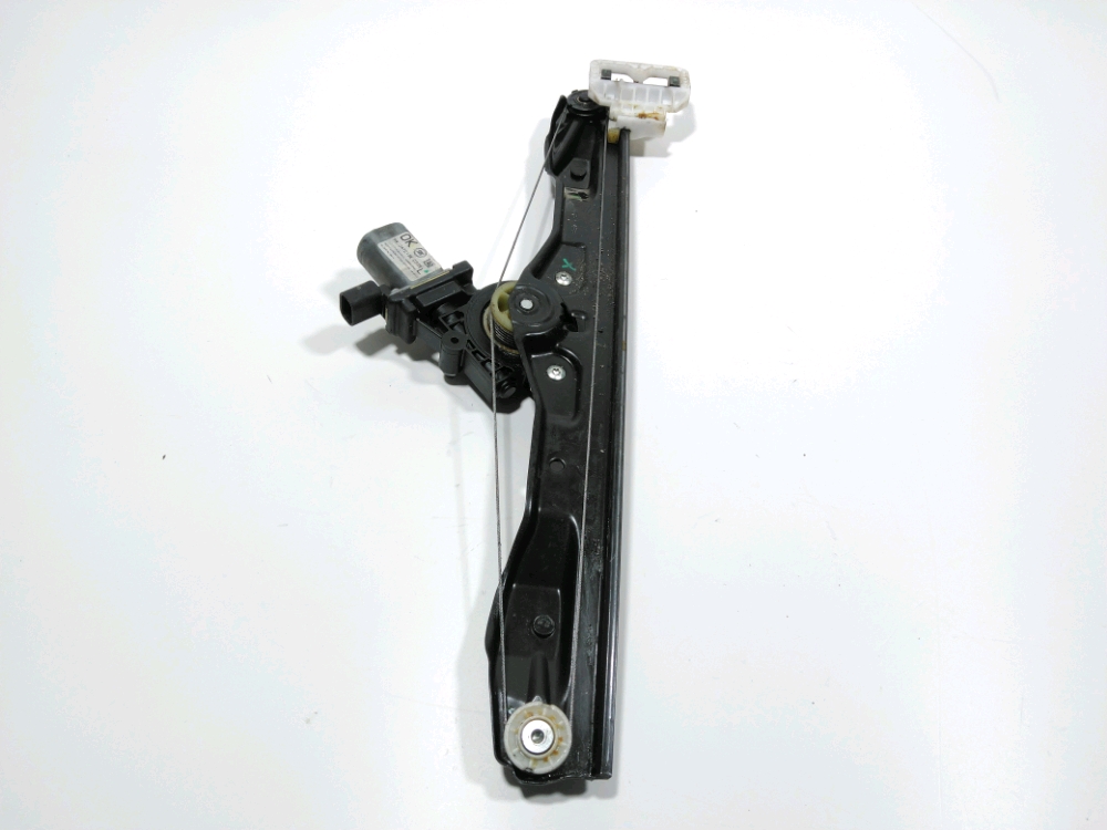 Lève-vitre électrique avant gauche