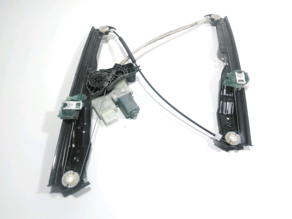 Lève-vitre électrique avant gauche