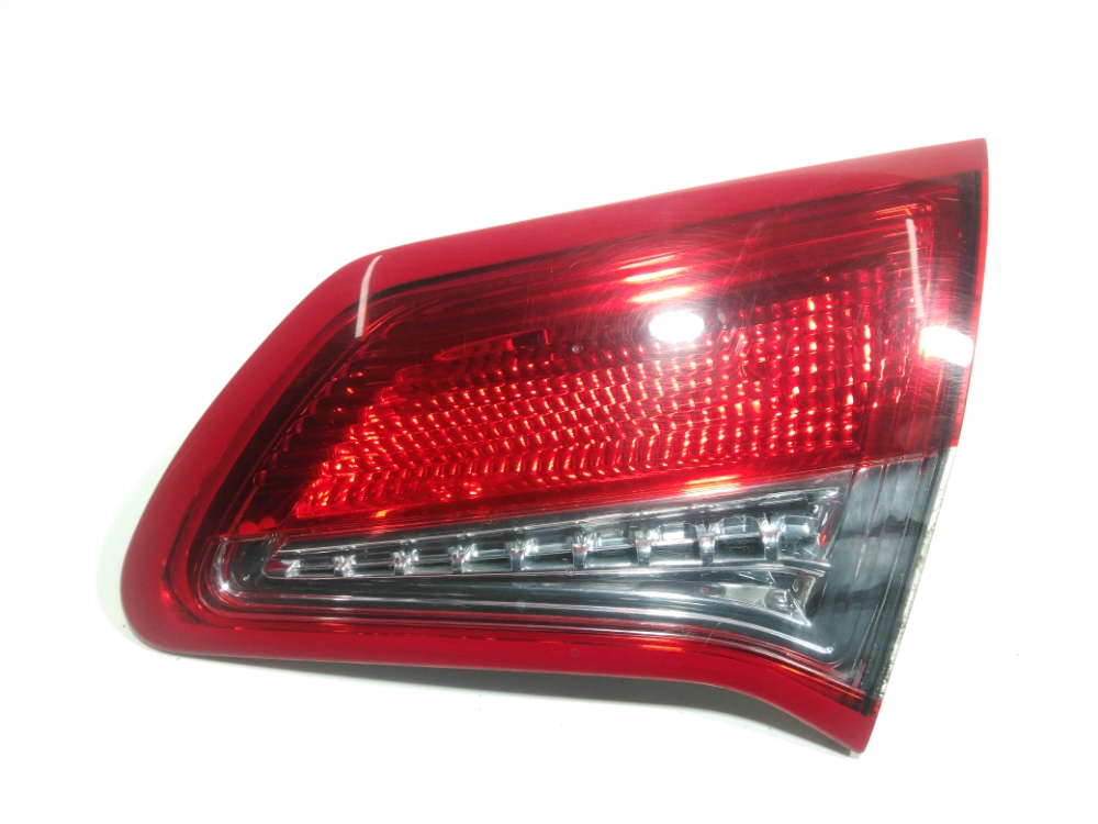 Feu arrière intérieur droit