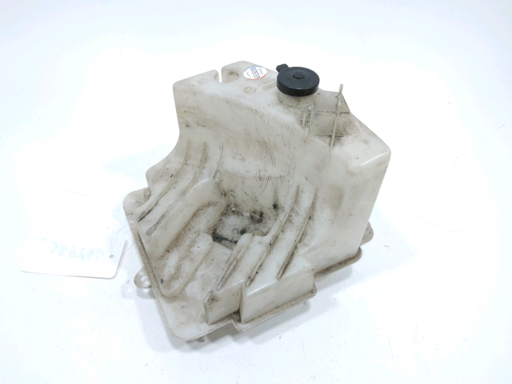 Réservoir de lave glace avant