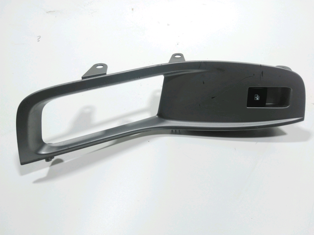 Commande lève-vitre avant droit