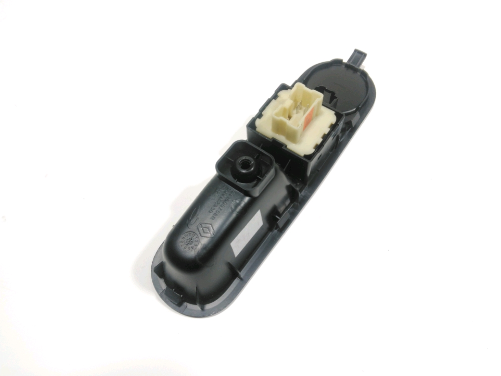 Commande lève-vitre avant gauche