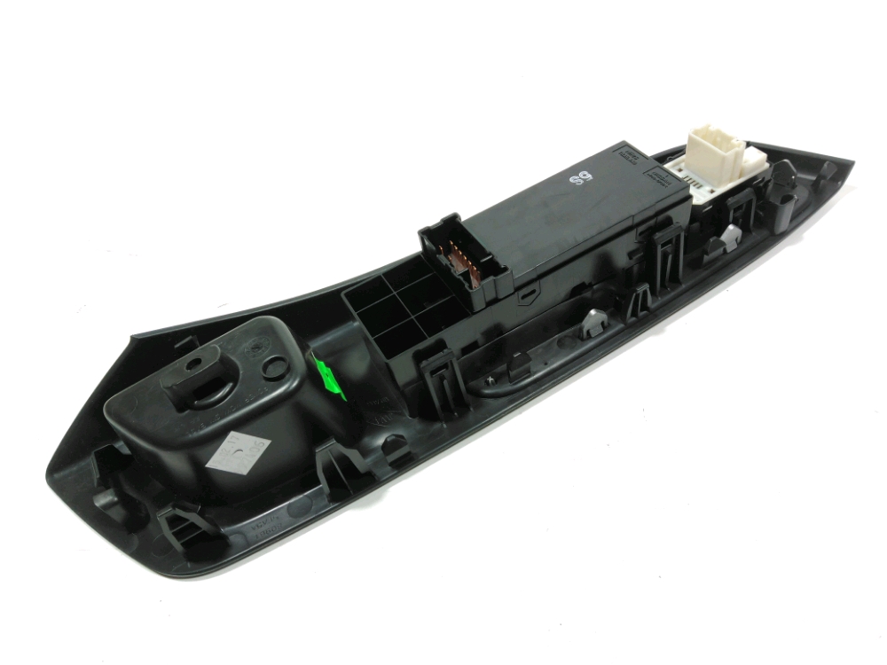 Commande lève-vitre avant gauche